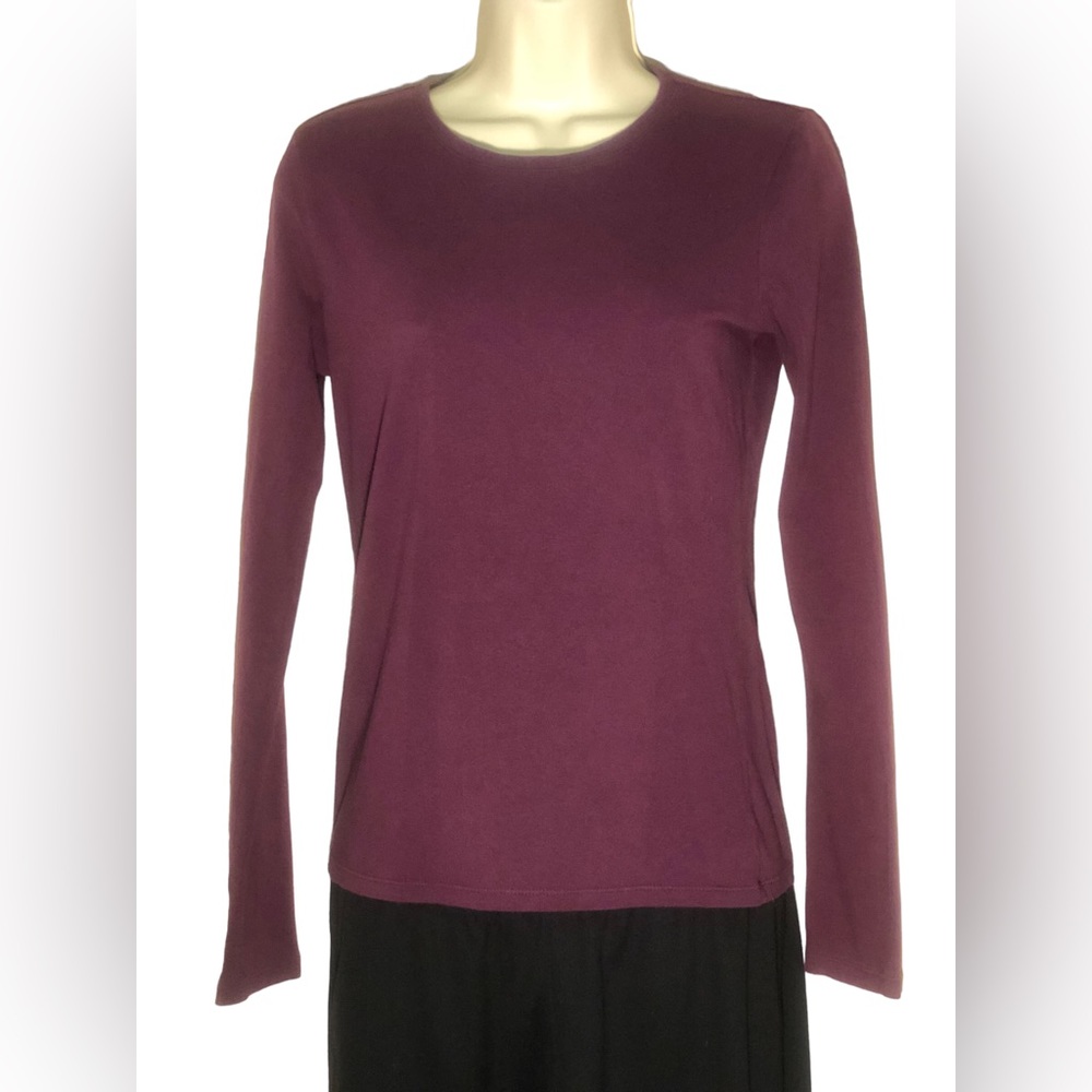 GAP Stretch Ladies XS Scoop Neck Long Sleeve Tee.